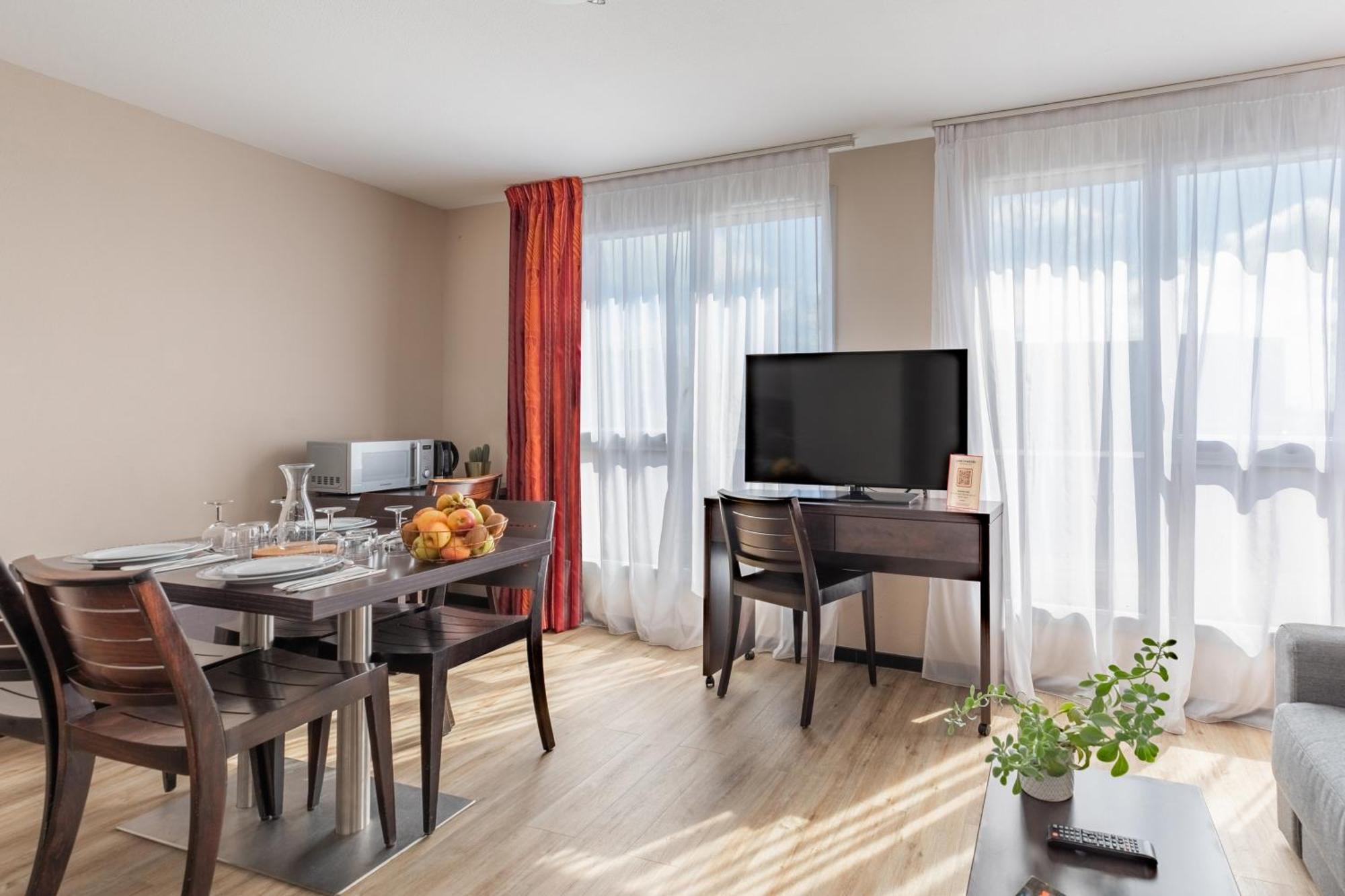 Appart'City Confort Nantes Ouest Сен-Эрблен Экстерьер фото
